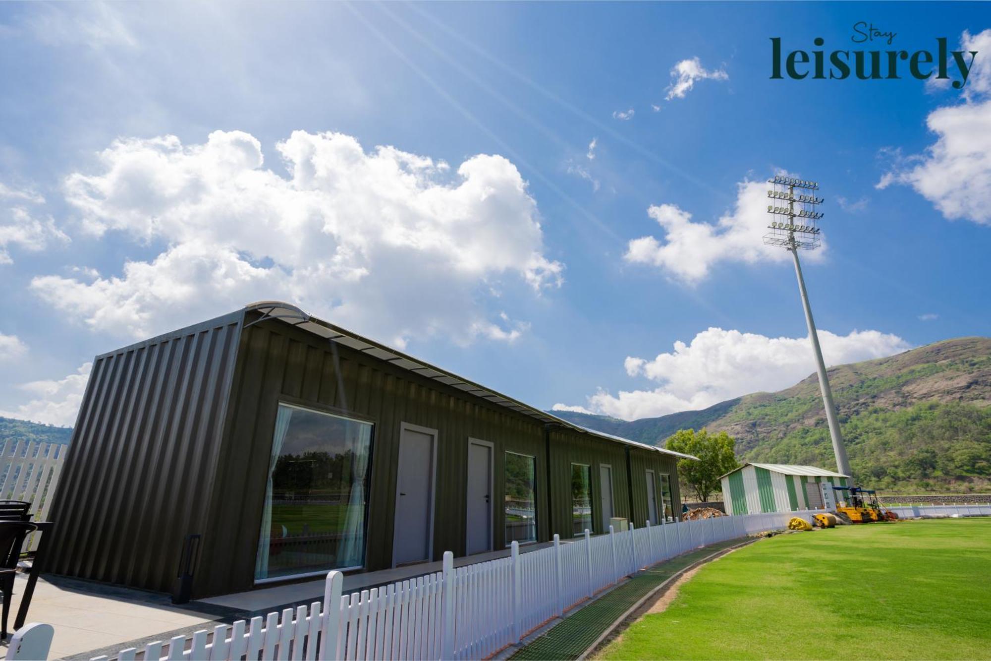 Stay Leisurely - Pavilion By The Hills, Lonavala - Stadium View Rooms Dış mekan fotoğraf